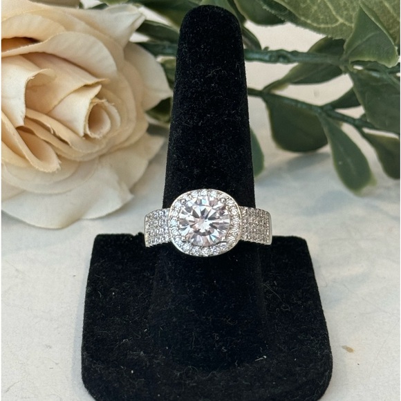 Halo Large CZ Silver Tone Statement Ring – A Touch of Elegance - Picture 2 of 4